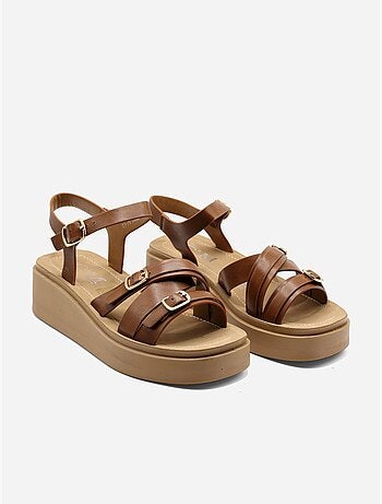 Sandales à brides multiples