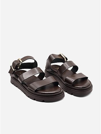 Sandales à brides multiples