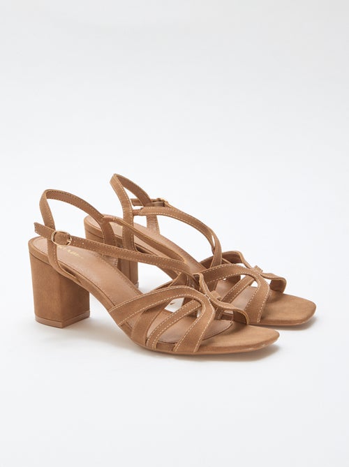 Sandales à talon et brides croisées - Kiabi