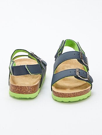 Sandales avec semelles à mémoire de forme