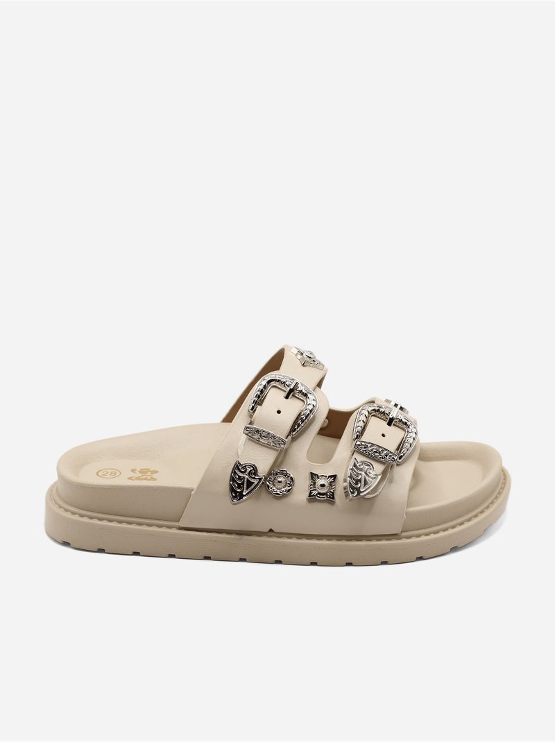 Sandales cloutées Beige - Kiabi