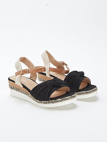 Sandales compensées avec bords de semelles en corde