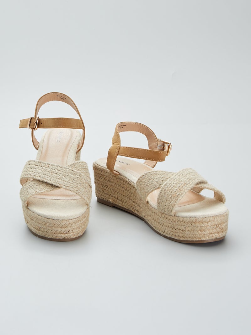 Sandales compensées Beige - Kiabi