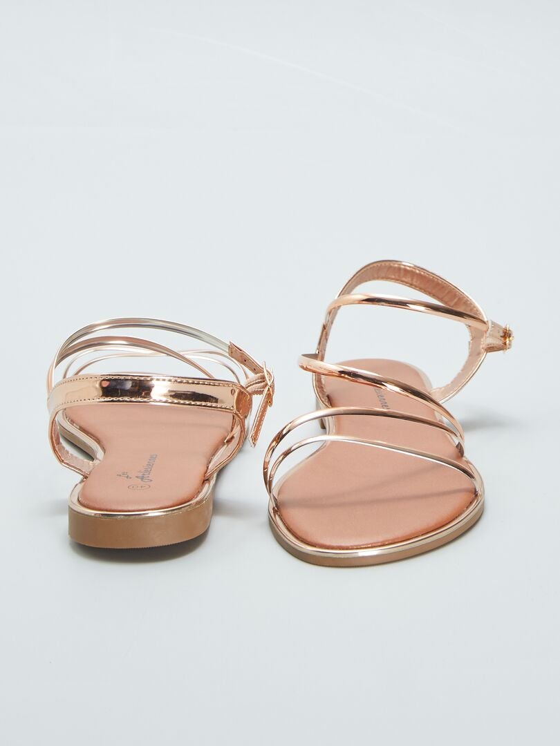 sandales cuivrées