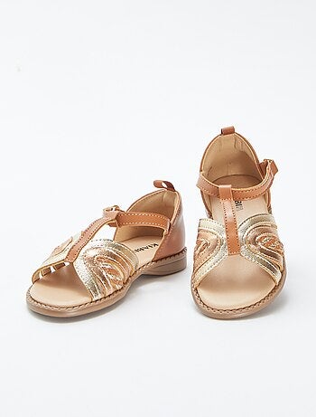 Sandales dorées et cuivrées à scratchs