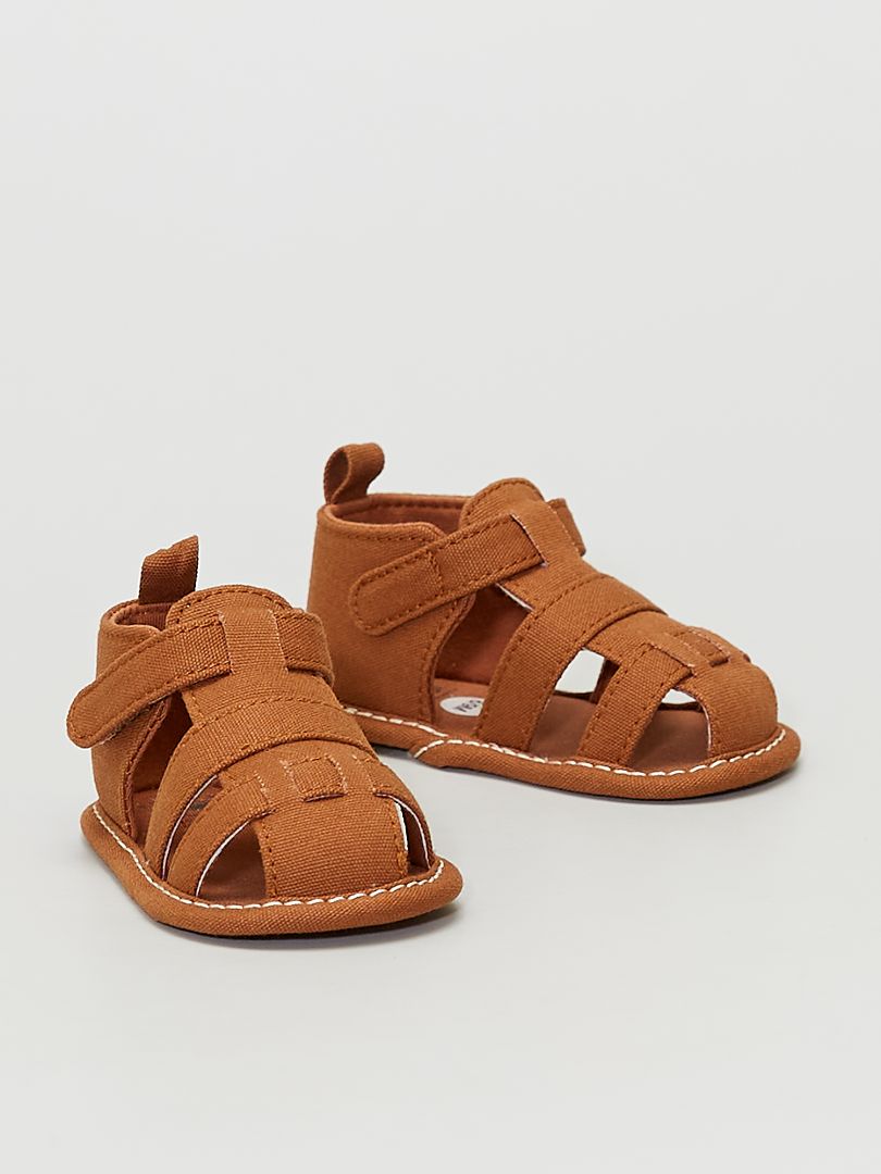 Sandales en toile brun - Kiabi