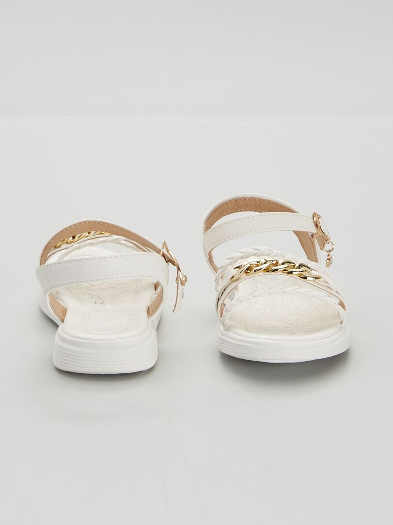 Sandales plates avec détails dorés blanc - Kiabi