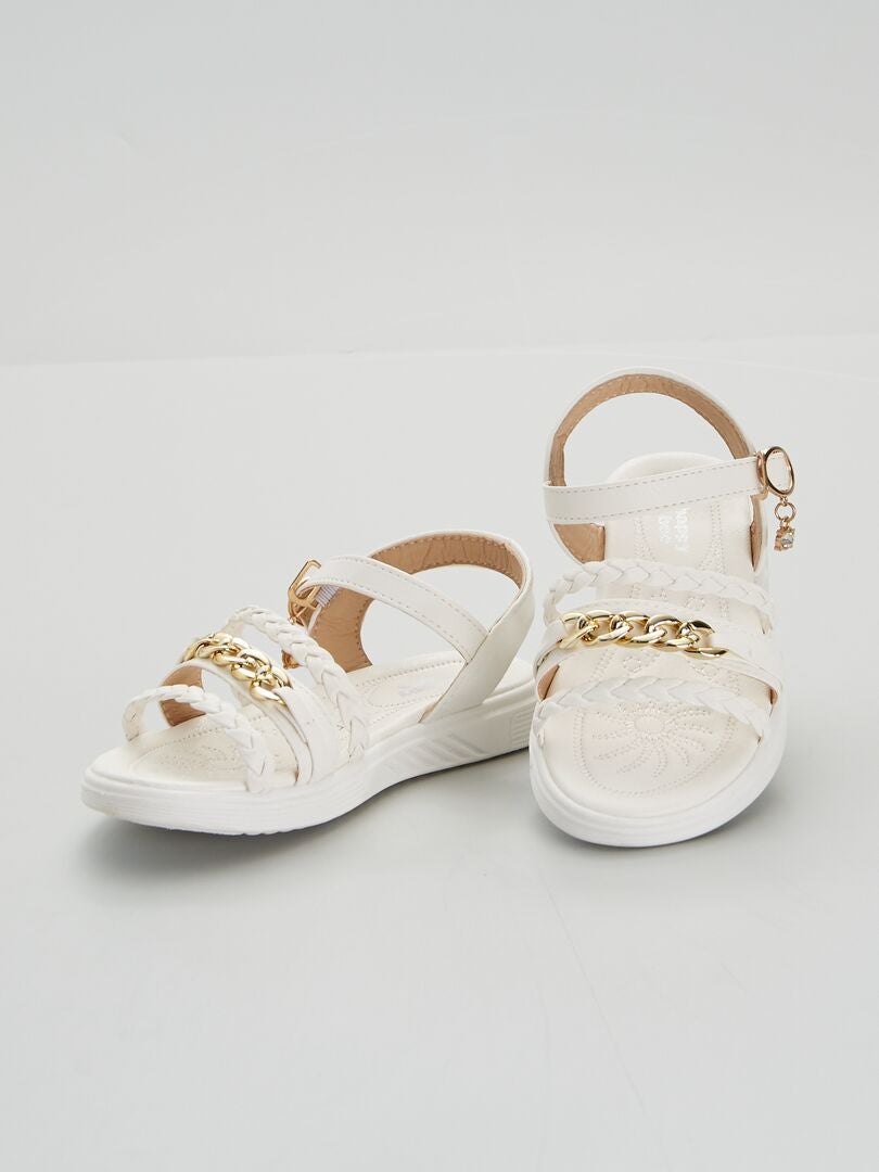 Sandales plates avec détails dorés blanc - Kiabi