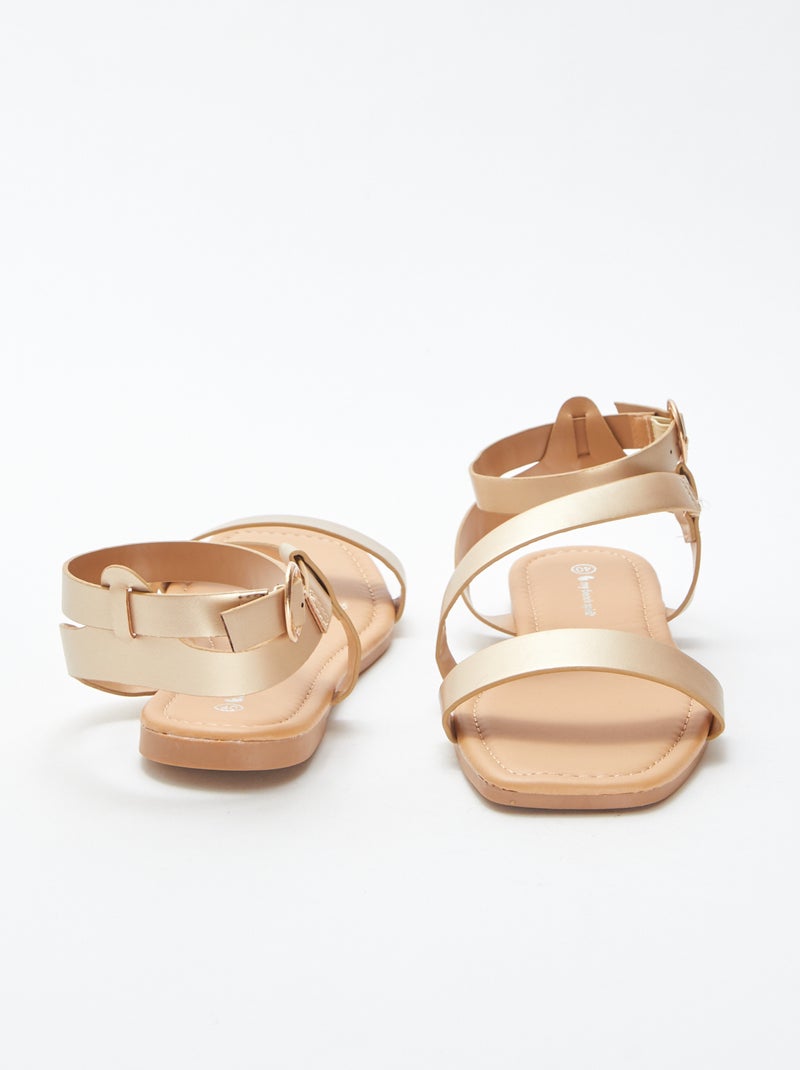 Sandales plates en simili doré BEIGE - Kiabi