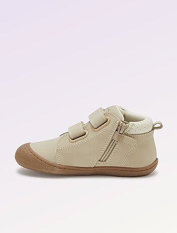 Kitchoun - Schoenen motoriek 3: de eerste stapjes
