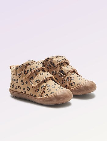 Kitchoun - Schoenen motoriek 3: de eerste stapjes