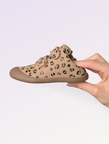 Kitchoun - Schoenen motoriek 3: de eerste stapjes