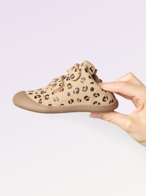 Schoenen motoriek 3: de eerste stapjes - Kitchoun - Kiabi Schoenen motoriek 3: de eerste stapjes - Kitchoun - Kiabi