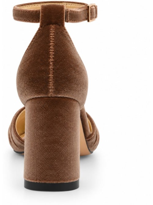 Schoenen synthetisch materiaal montevita - Kiabi Schoenen synthetisch materiaal montevita - Kiabi