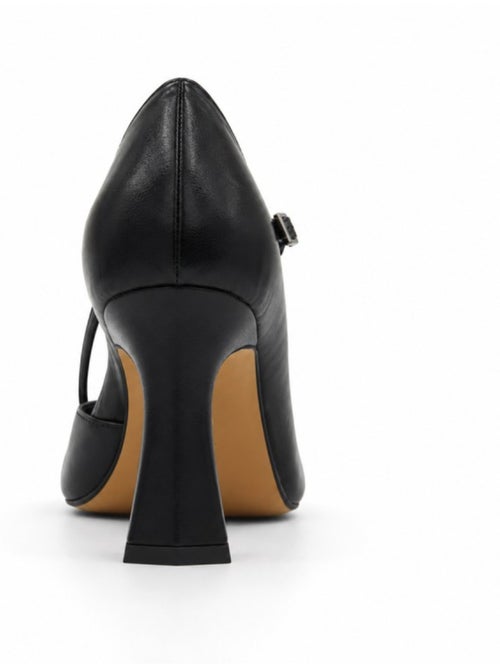 Schoenen synthetisch materiaal montevita - Kiabi Schoenen synthetisch materiaal montevita - Kiabi