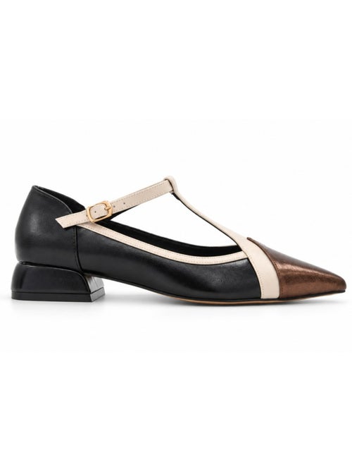 Schoenen synthetisch materiaal montevita - Kiabi Schoenen synthetisch materiaal montevita - Kiabi