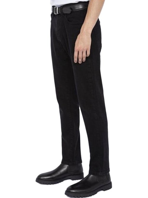 Schott TRD 1913 Slim Fit Zwarte Jeans voor Heren - Kiabi Schott TRD 1913 Slim Fit Zwarte Jeans voor Heren - Kiabi