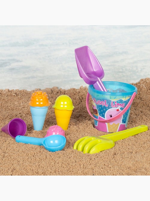 Seau de plage avec accessoires et crabe de plage coloré color beach - Kiabi Seau de plage avec accessoires et crabe de plage coloré color beach - Kiabi