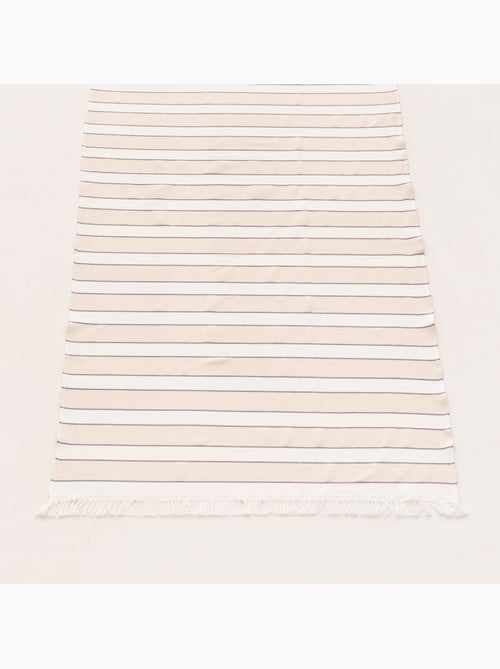 Serviette paréo de plage, tissu en relief, fouta - Gamusi. - Kiabi Serviette paréo de plage, tissu en relief, fouta - Gamusi. - Kiabi
