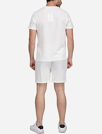 Set bestaande uit een effen T-shirt en een effen of bedrukte korte broek - Frilivin