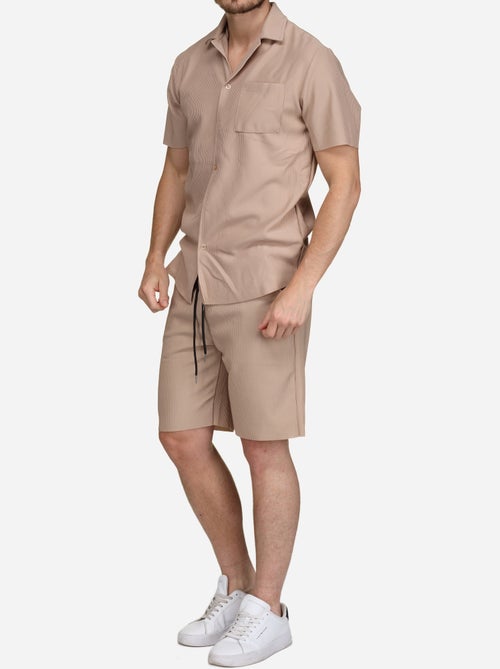Set bestaande uit een overhemd en een short met textuur - Frilivin - Kiabi Set bestaande uit een overhemd en een short met textuur - Frilivin - Kiabi