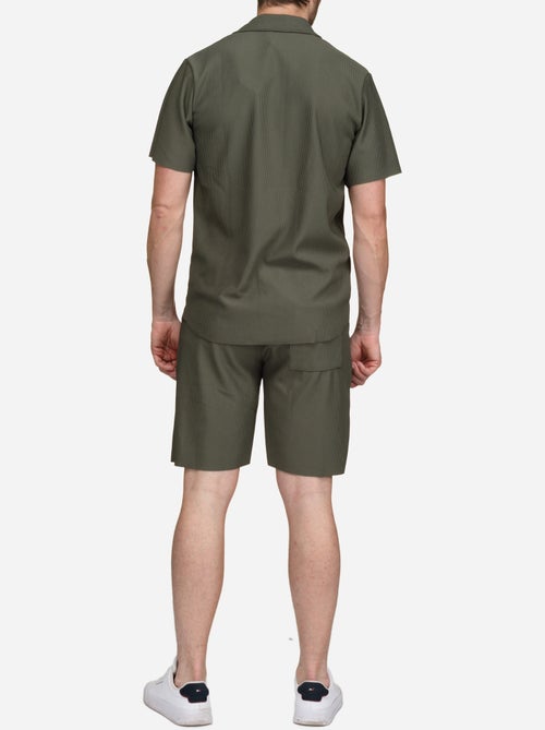 Set bestaande uit een overhemd en een short met textuur - Frilivin - Kiabi Set bestaande uit een overhemd en een short met textuur - Frilivin - Kiabi