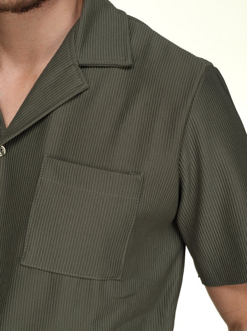 Set bestaande uit een overhemd en een short met textuur - Frilivin - Kiabi Set bestaande uit een overhemd en een short met textuur - Frilivin - Kiabi