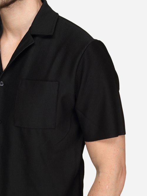 Set bestaande uit een overhemd en een short met textuur - Frilivin - Kiabi Set bestaande uit een overhemd en een short met textuur - Frilivin - Kiabi