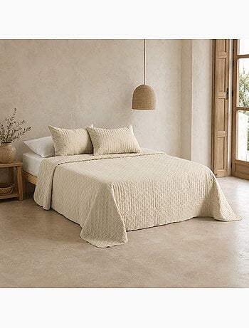 Set couvre-lit uni matelassé avec taie d’oreiller