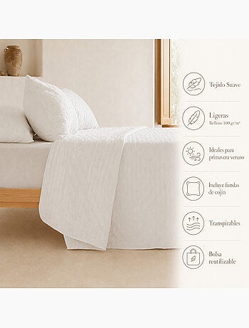 Set couvre-lit uni matelassé avec taie d’oreiller
