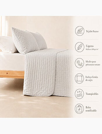 Set couvre-lit uni matelassé avec taie d’oreiller