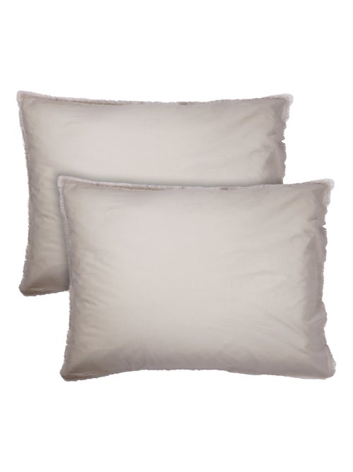 Set de 2 taies d'oreiller unies à franges, coton lavé - Kiabi Set de 2 taies d'oreiller unies à franges, coton lavé - Kiabi