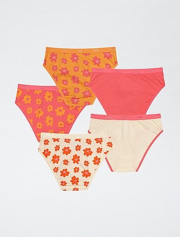 Set met 5 slips met print 'DIM'