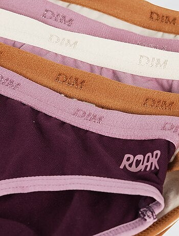 Set met 5 slips met print 'DIM'