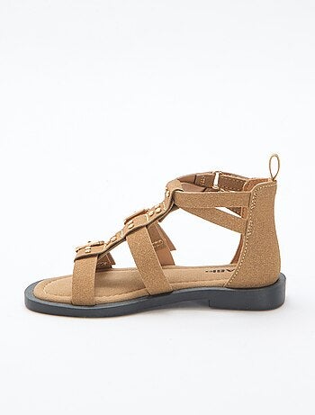 Set platte sandalen met bandjes met studs
