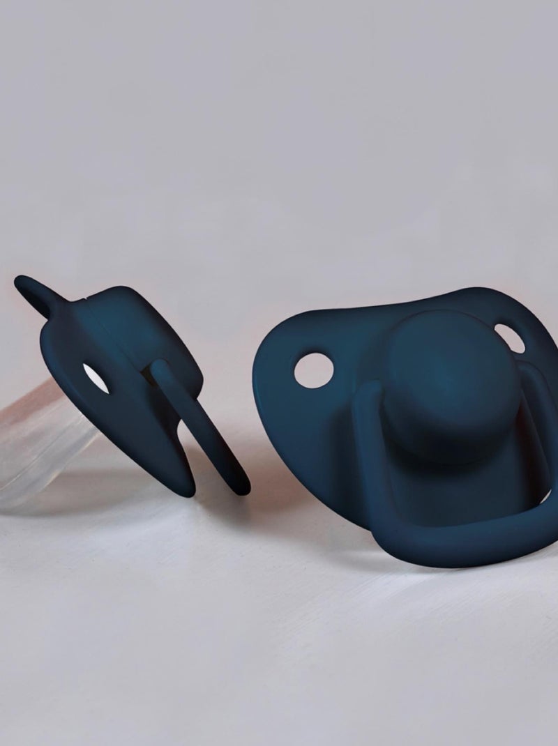 Set van 2 anatomische siliconen fopspenen 6 maanden en ouder Donkerblauw - Kiabi