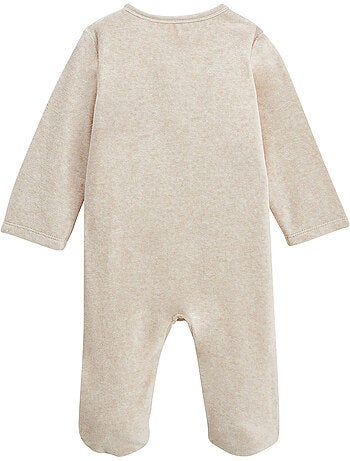 Set van 2 babypyjama's van velours in de kleur hazelnoot.