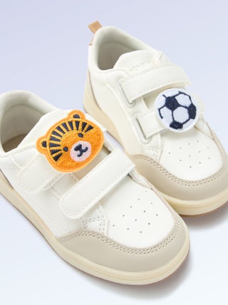 Set van 2 opzetpatches om je 'Kitchoun' sneakers te personaliseren