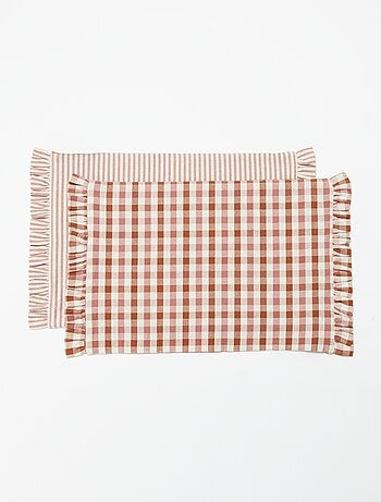 Set van 2 placemats (32x45 cm) met volants