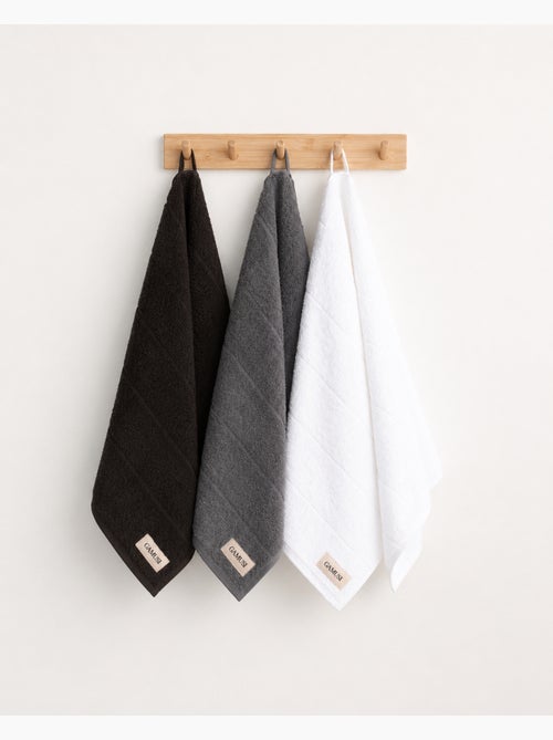 Set van 3 keukenhanddoeken van 100% katoen, diverse kleuren, badstof - Gamusi. - Kiabi Set van 3 keukenhanddoeken van 100% katoen, diverse kleuren, badstof - Gamusi. - Kiabi