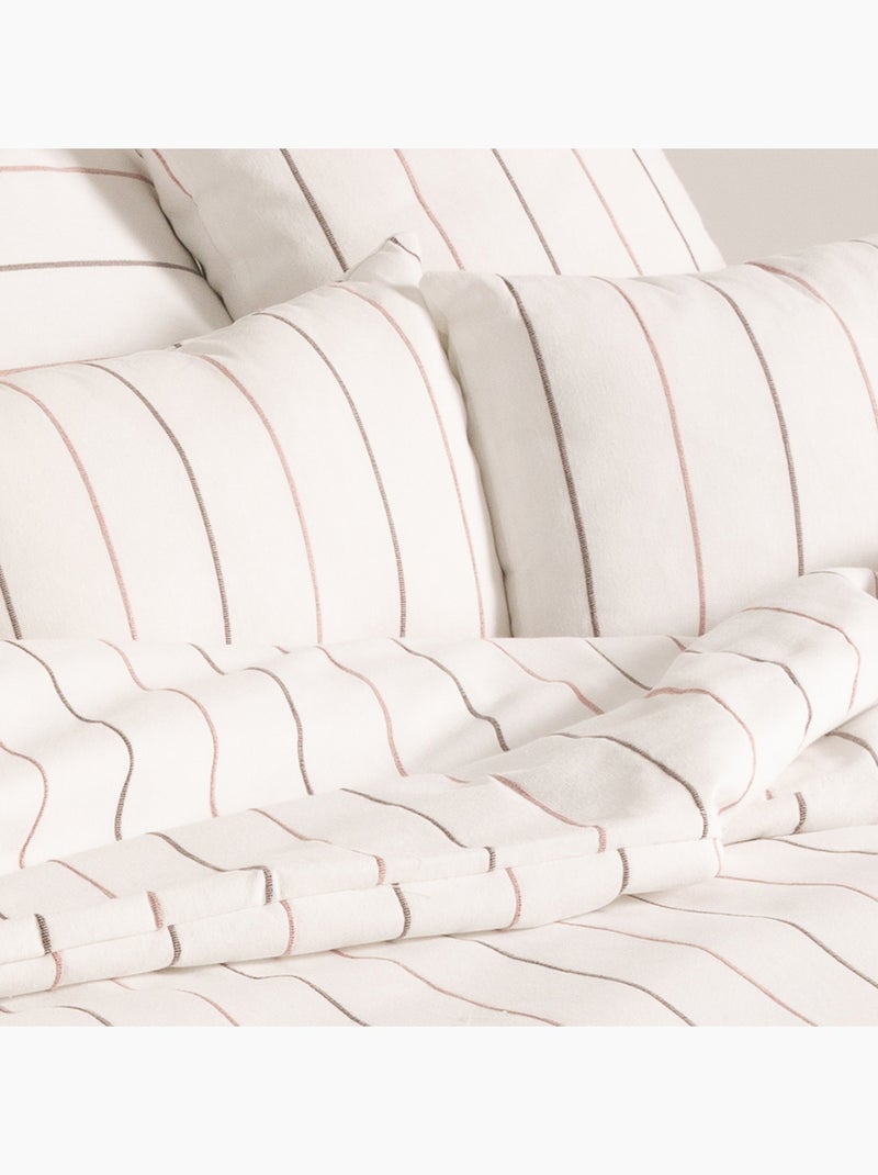 Set van twee katoenen kussenhoezen met reliëfdraad, getextureerde stof. Beige/Roze - Kiabi