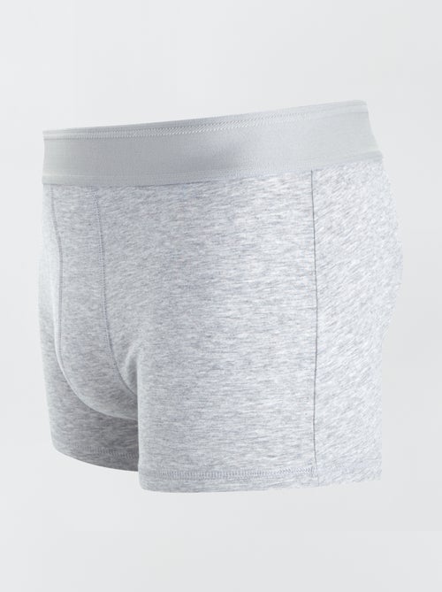 Setje met 3 effen boxershorts - Kiabi