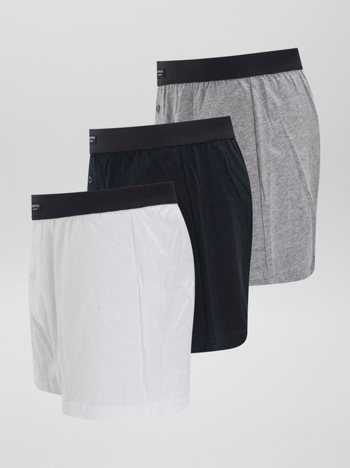 Setje met 3 effen boxershorts - Kiabi