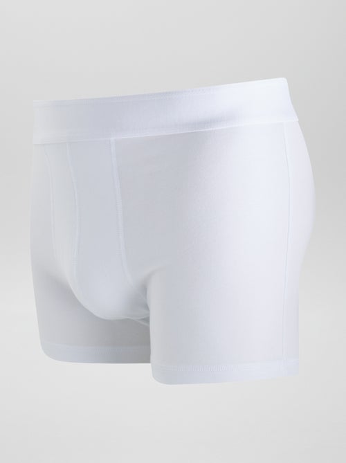 Setje met 3 effen boxershorts - Kiabi