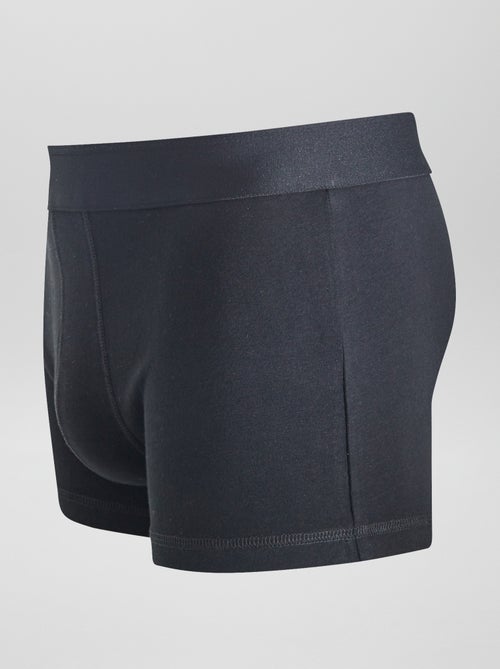 Setje met 3 effen boxershorts - Kiabi