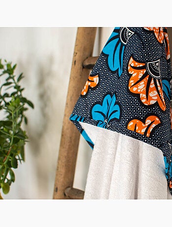 Sevira kids | grande cape de bain en coton et bambou wax fleurs de mariage