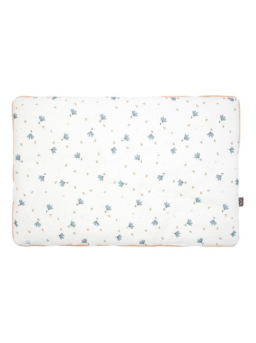 Sevira kids | oreiller plat réversible en gaze de coton bleuet - Kiabi Sevira kids | oreiller plat réversible en gaze de coton bleuet - Kiabi
