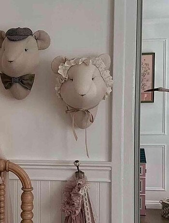 Sevira kids | trophée mural souris edouard en lin – décoration chambre bébé enfant