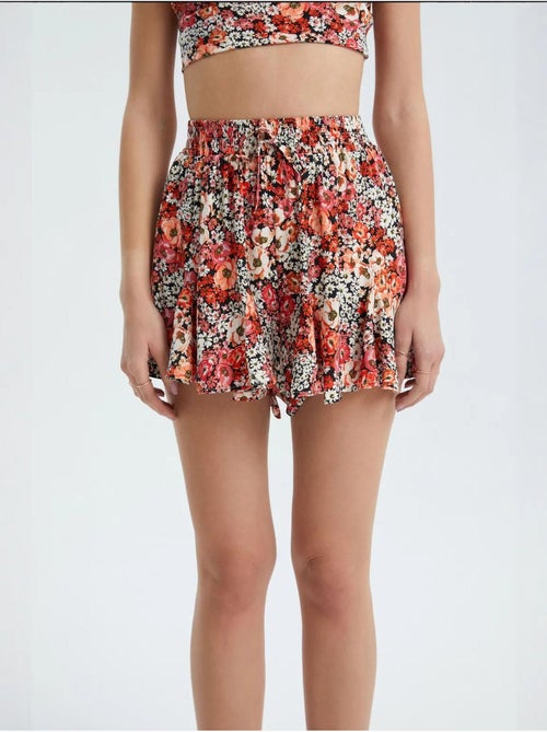 Short à volants taille haute à fleurs et taille élastique hiccup - Kiabi Short à volants taille haute à fleurs et taille élastique hiccup - Kiabi