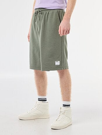 Short avec patch en coton uni